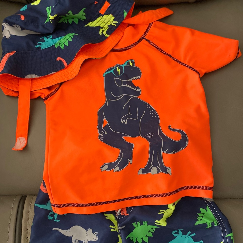 Carter’s Boys 18 month Swimset
